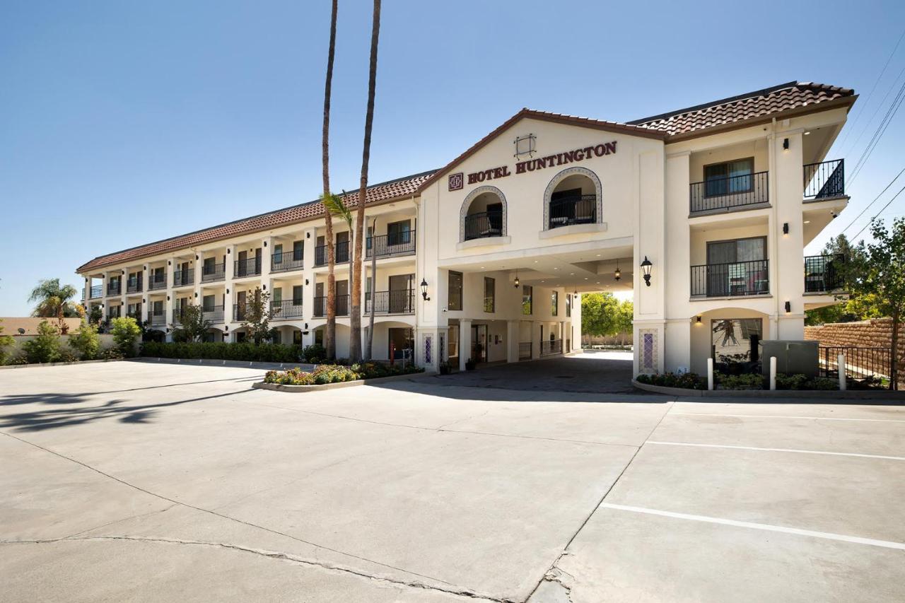 Hotel Huntington Duarte Екстериор снимка