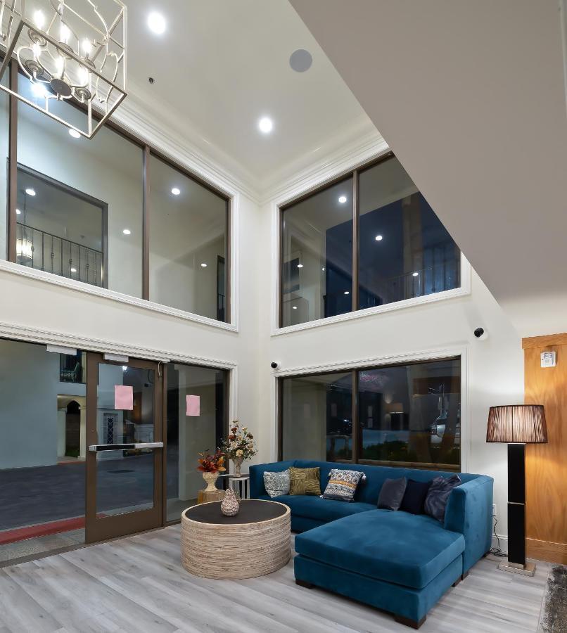 Hotel Huntington Duarte Екстериор снимка