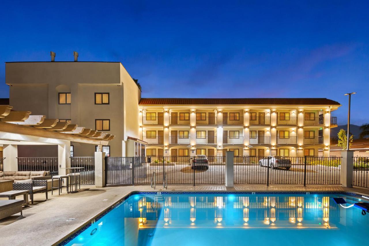 Hotel Huntington Duarte Екстериор снимка