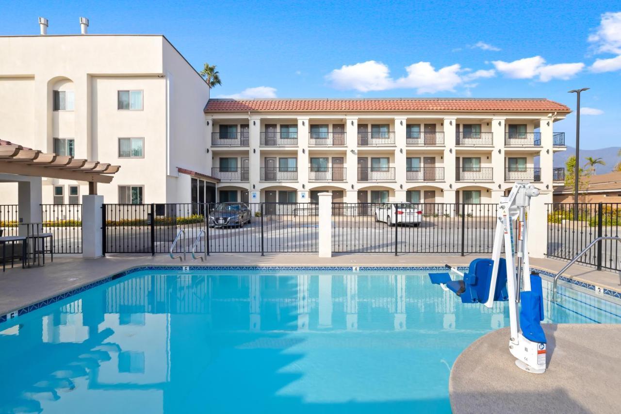 Hotel Huntington Duarte Екстериор снимка