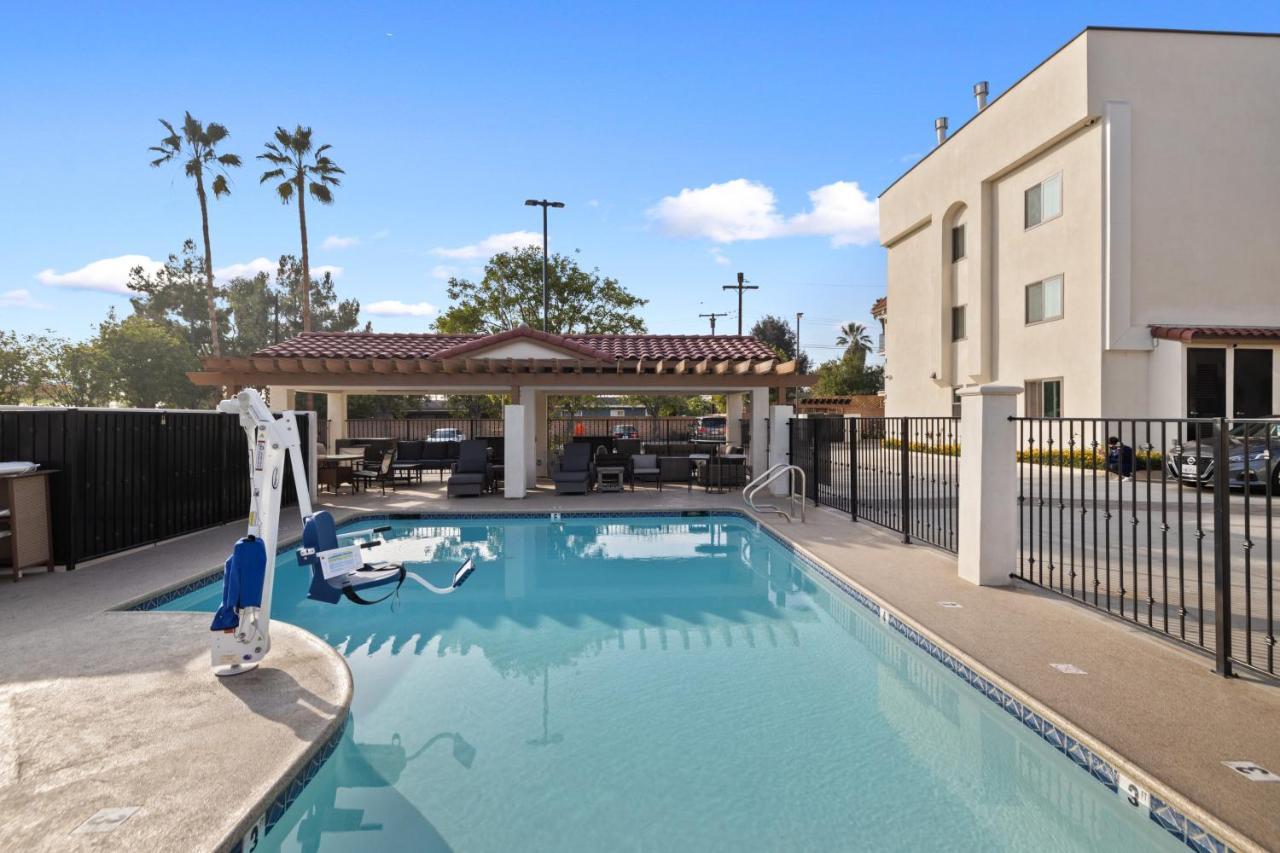 Hotel Huntington Duarte Екстериор снимка
