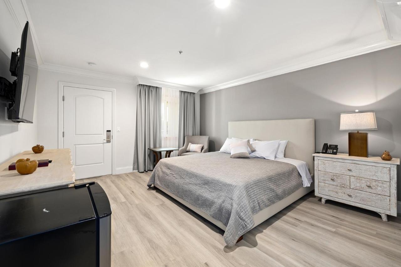 Hotel Huntington Duarte Екстериор снимка