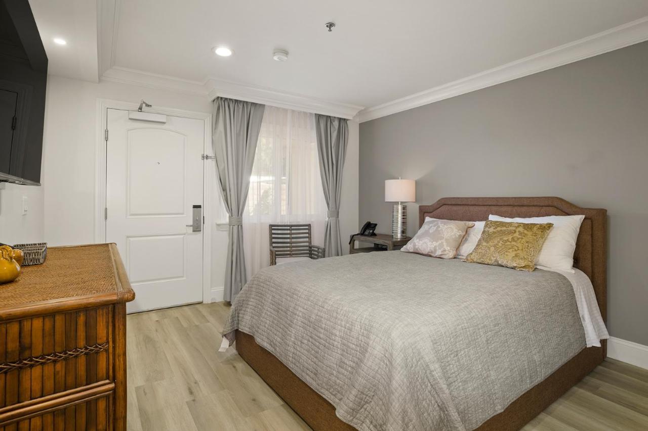 Hotel Huntington Duarte Екстериор снимка