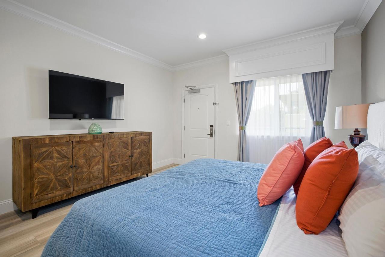 Hotel Huntington Duarte Екстериор снимка
