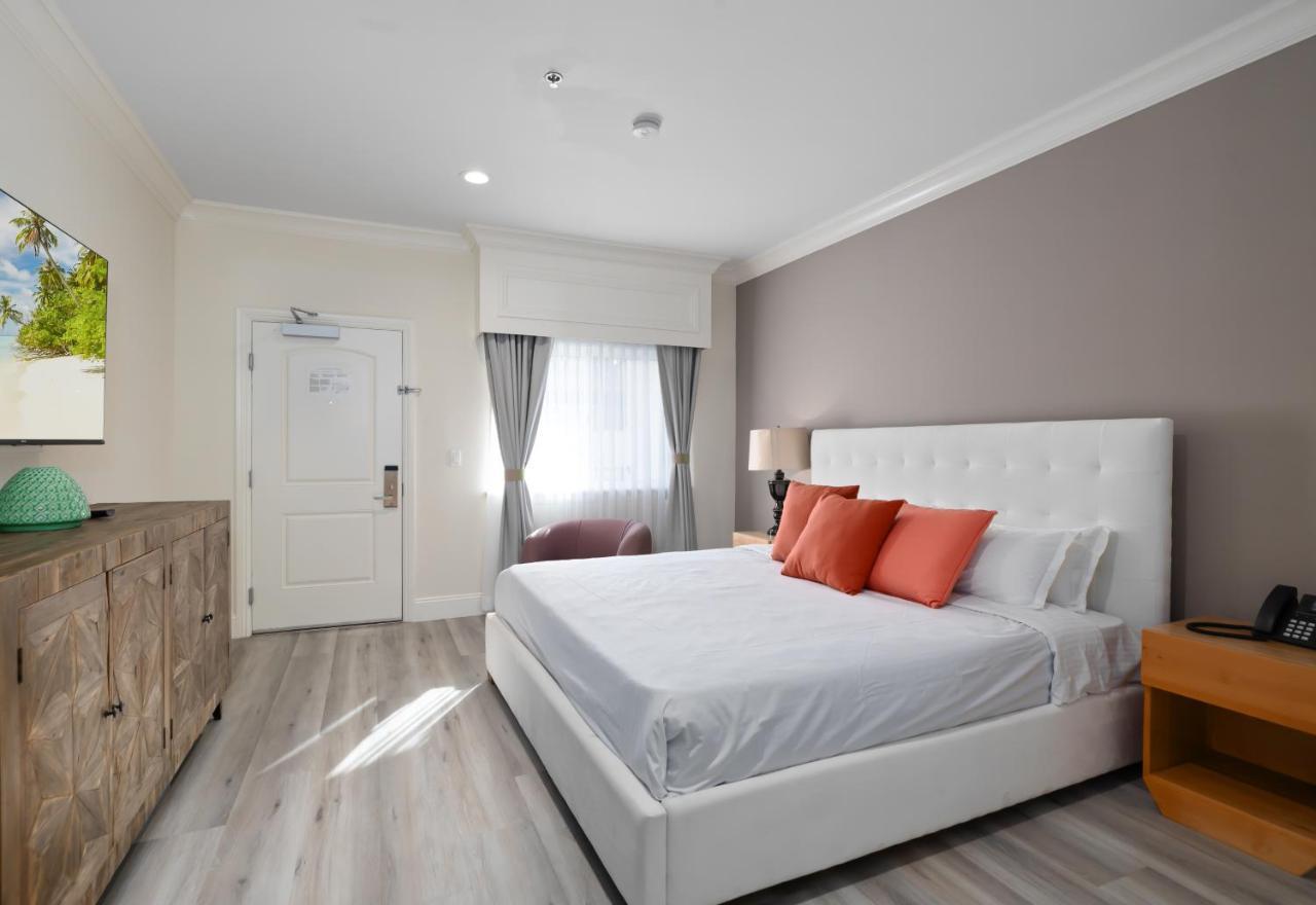Hotel Huntington Duarte Екстериор снимка