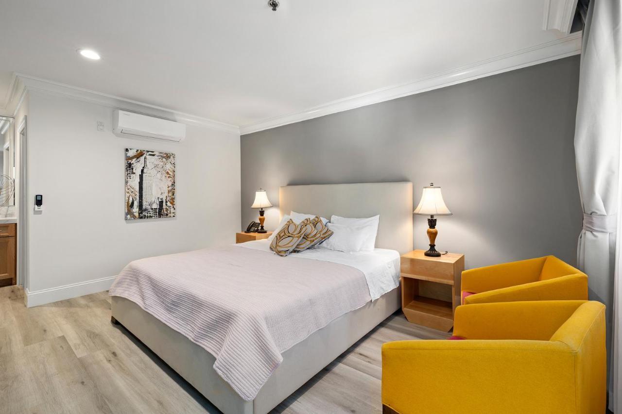 Hotel Huntington Duarte Екстериор снимка